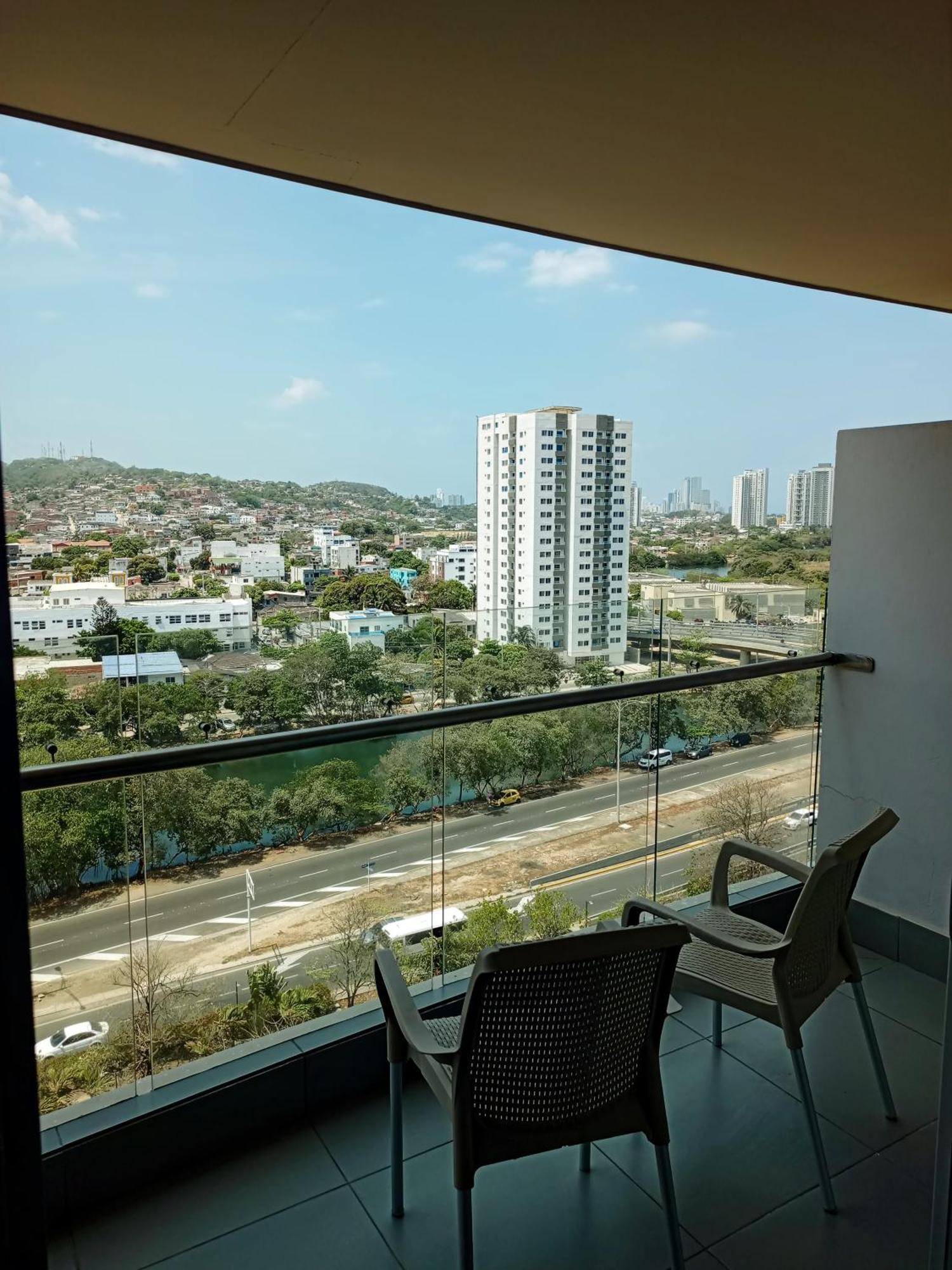Wyndham Garden Cartagena Hotel Exterior photo